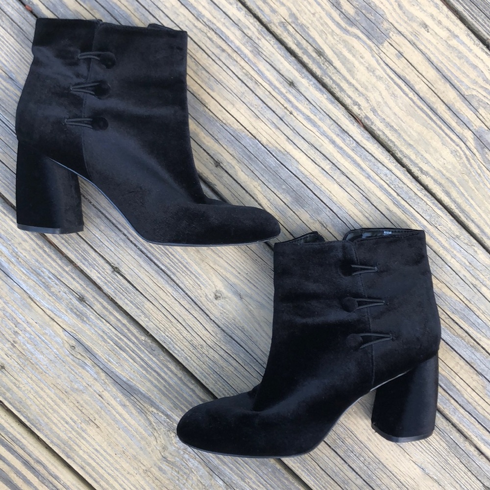 Nine West velvet booties